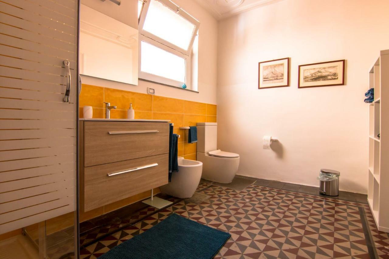 Casa Titina Bed & Breakfast Catania Bagian luar foto