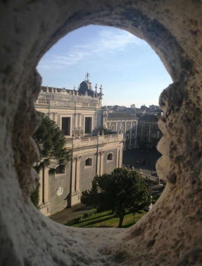 Casa Titina Bed & Breakfast Catania Bagian luar foto